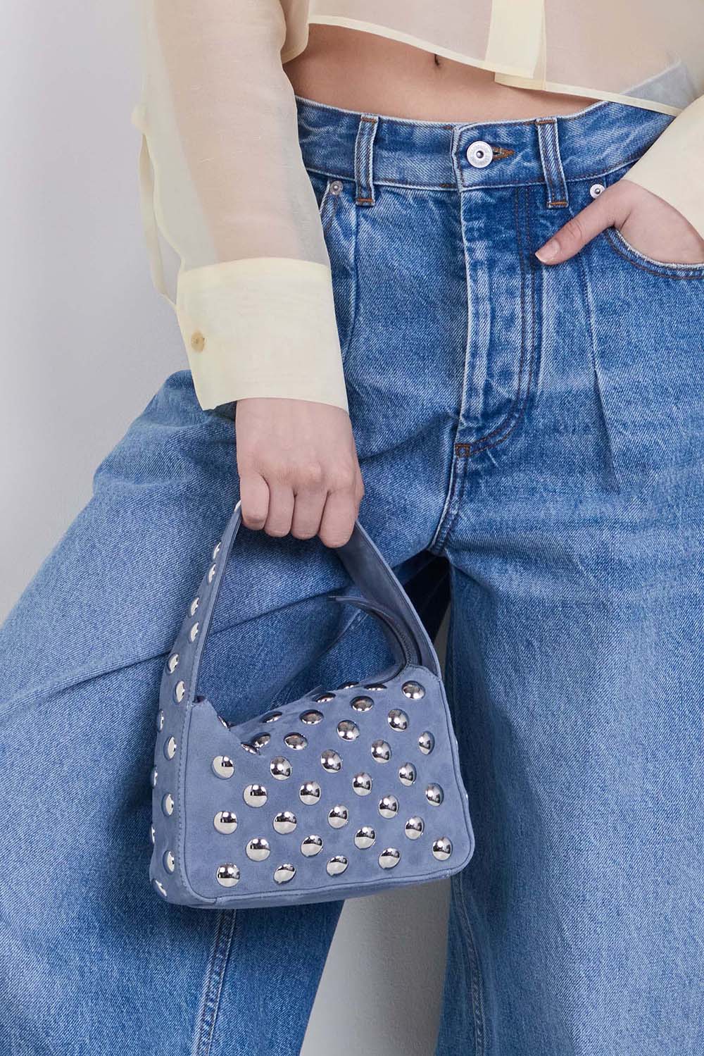 תמונת כל הלוק של תיק יד אלנה סמול